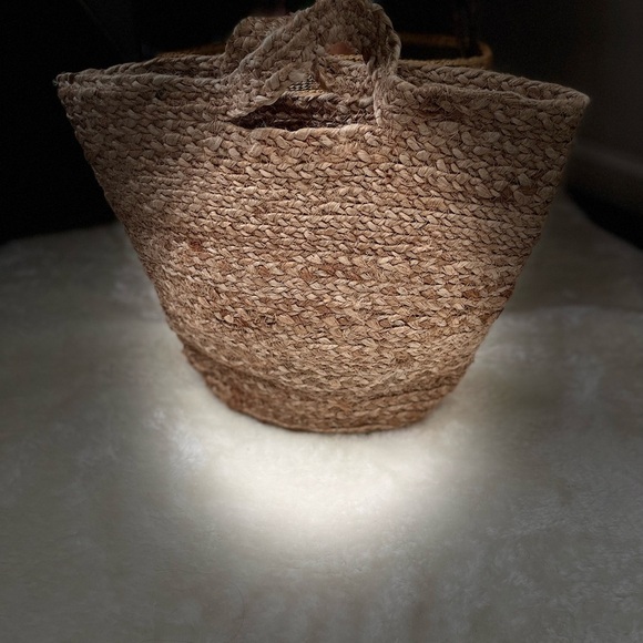 Brand New IKEA TOLKNING Jute Hanging Basket (7 ¾X13 ¾X11 ¾ ") 705.126.48 - Picture 2 of 10